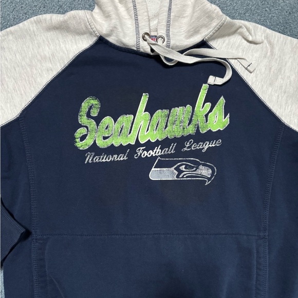 Seahawks hoodie - Picture 2 of 7